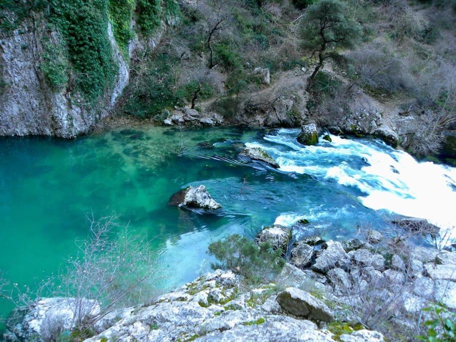 Gite Cosy Au Coeur Du Luberon Lagnes Экстерьер фото